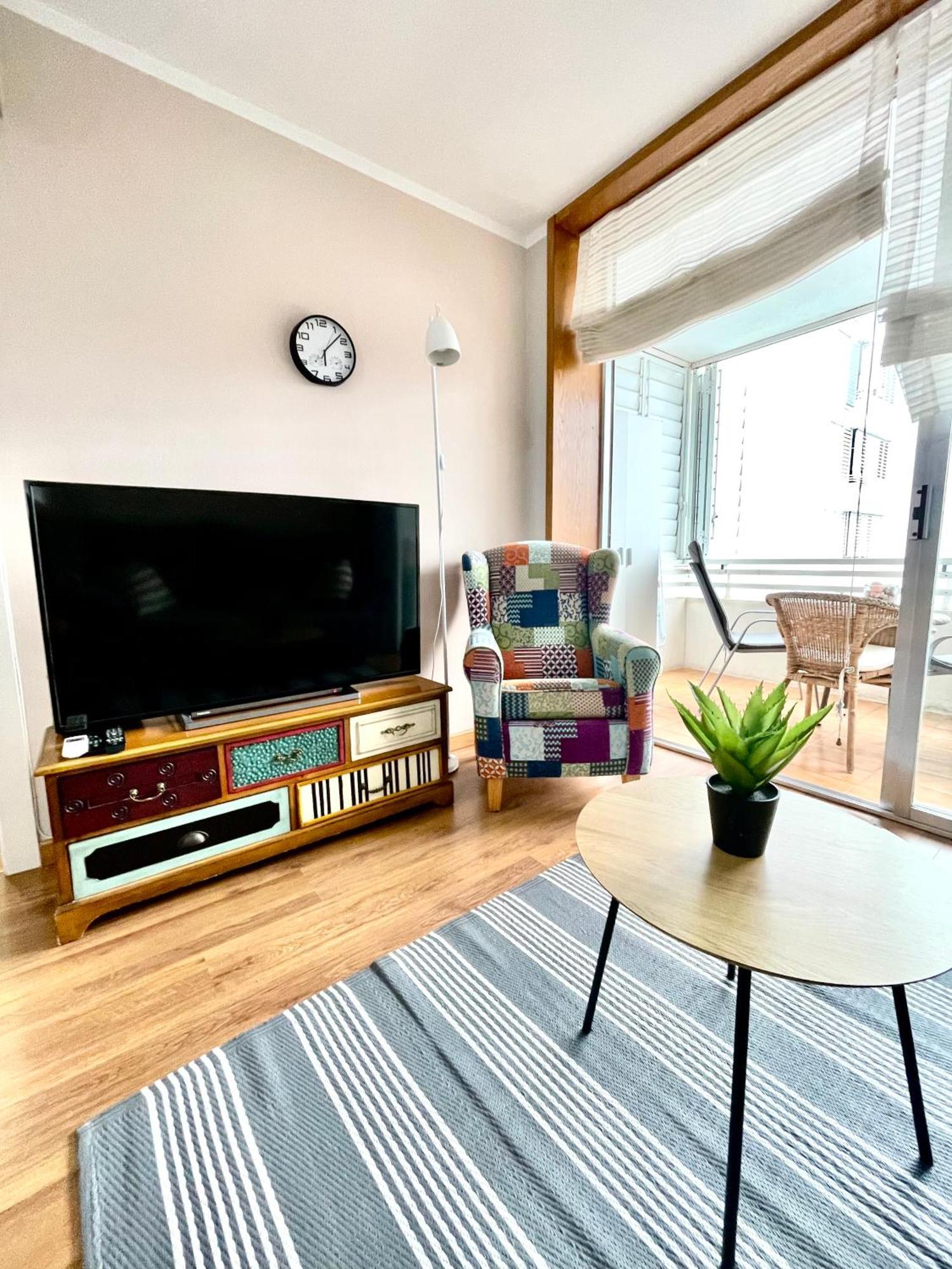 Seahomes Vacations, La Mer Bleue, Beach&Pool, Pk, Full Equipped In Fenals Beach Лорет де Мар Екстериор снимка